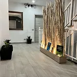 Cassandra 호텔