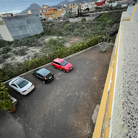 Cassandra Hotel *