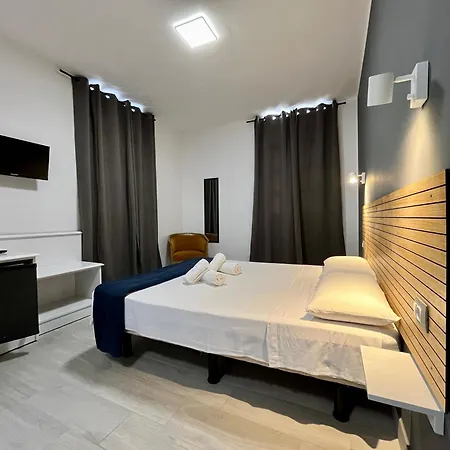 Cassandra Hotel