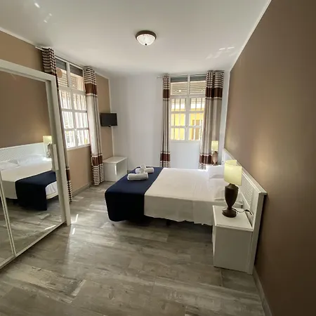 Cassandra Hotel Buzanada