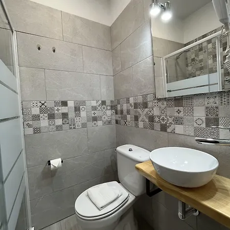Cassandra Hotel