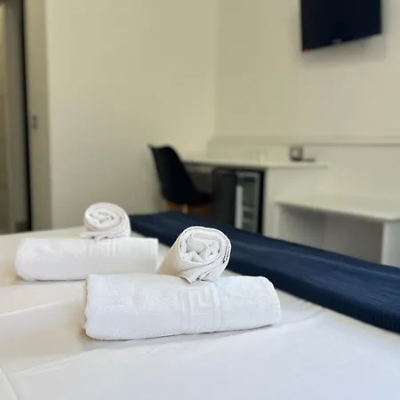 Cassandra Hotel